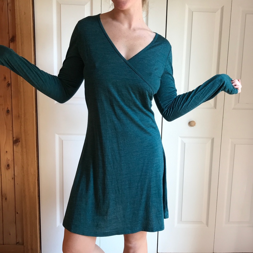Long sleeve teal dress